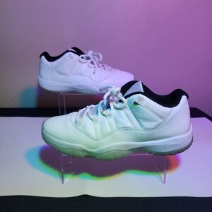 Jordan 11 legend blue low, size 11